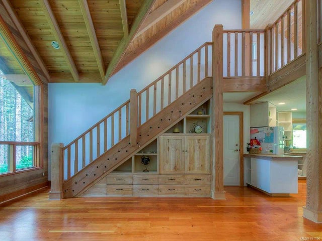 3 of 26 - 1561 Sierra Rd, Errington, BC