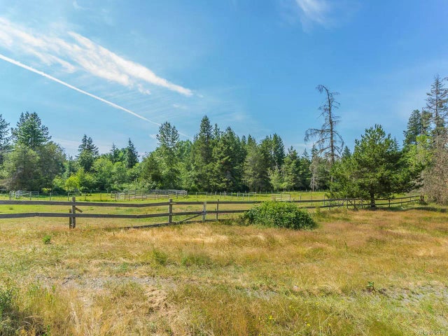 3 of 22 - 1997 Pierpont Rd, Coombs, BC