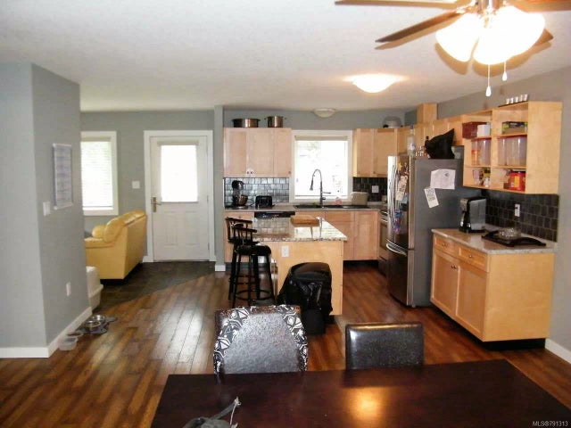 2 of 27 - 899 Poplar Way, Errington, BC