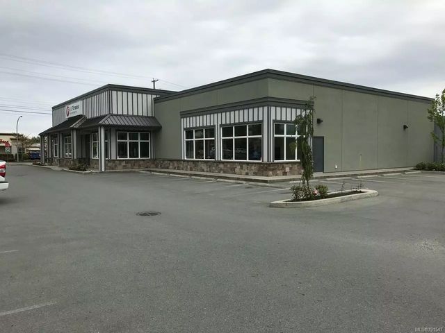 3 of 5 - 1815 Bowen Rd, Nanaimo, BC