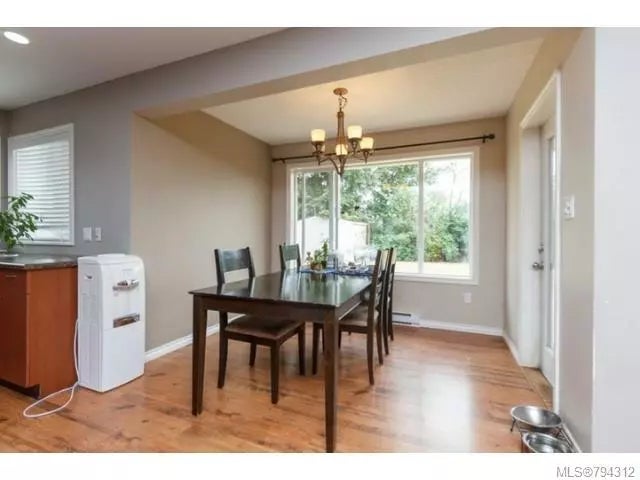 4 of 15 - 1914 Falcon Cres, Cowichan Bay, BC