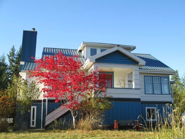 1 of 22 - 1220 Grafton Ave, Errington, BC