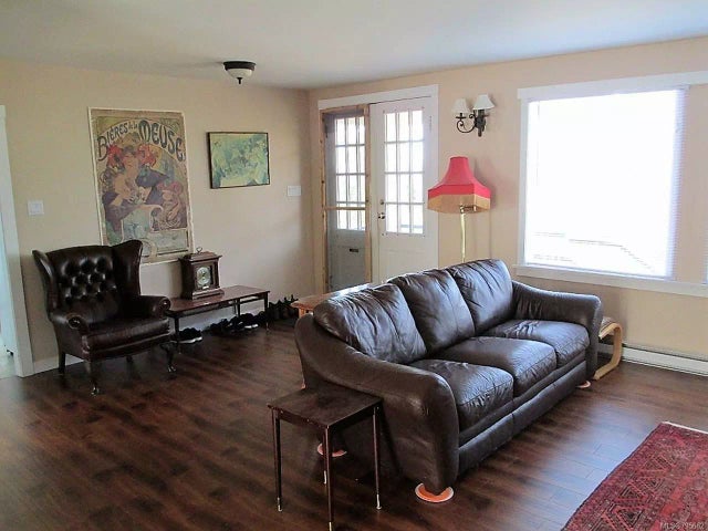 4 of 22 - 1220 Grafton Ave, Errington, BC