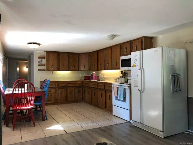 5 of 17 - 1985 Pierpont Rd E, Coombs, BC