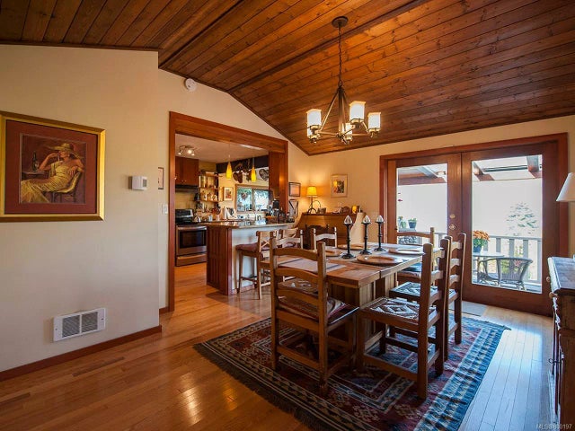 3 of 16 - 1770 Fenwick Rd, Cowichan Bay, BC