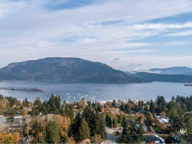 1 of 38 - 1830 Falcon Cres, Cowichan Bay, BC