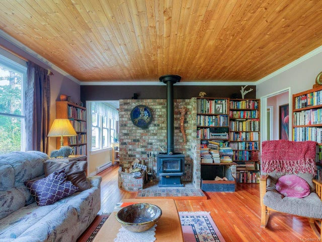 3 of 24 - 1042 Station Rd, Coombs, BC