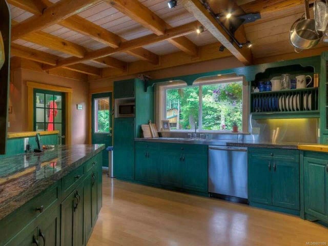 5 of 17 - 1990 Pierpont Rd, Coombs, BC