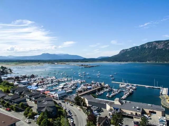 1 of 31 - 1715 Pritchard Rd 202, Cowichan Bay, BC