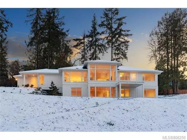 1 of 30 - 4566 Polo Field Pl, Cowichan Bay, BC