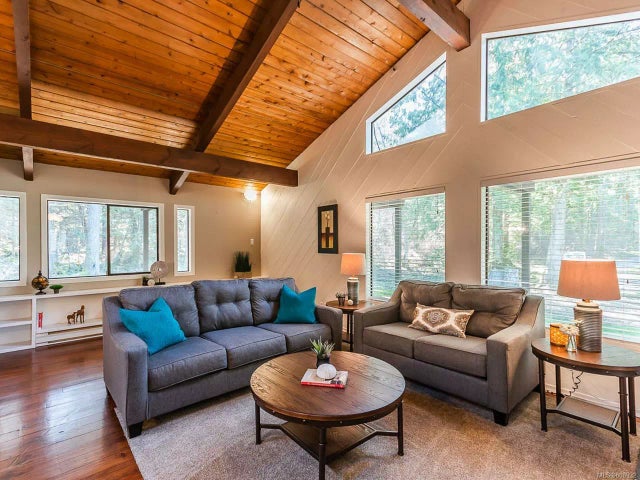 3 of 38 - 1240 Errington Rd, Errington, BC