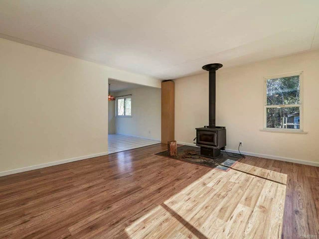 3 of 25 - 1905 Grafton Ave, Coombs, BC