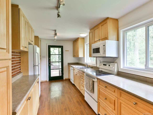 3 of 31 - 1452 Grafton Ave, Errington, BC