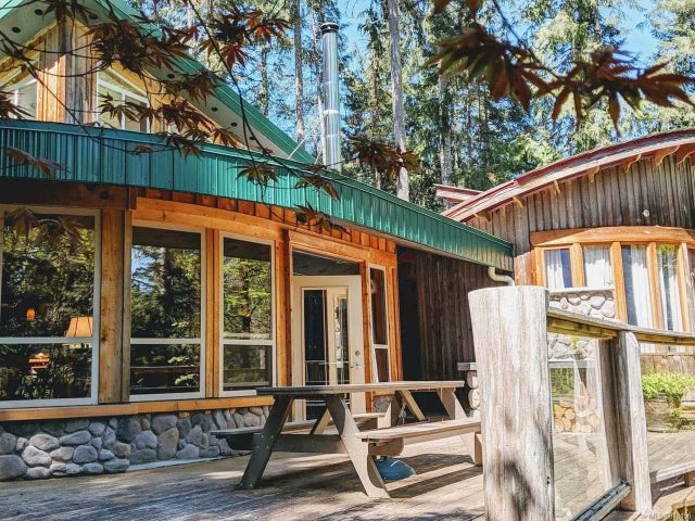 1 of 99 - 2140 Parkway Pl, Errington, BC