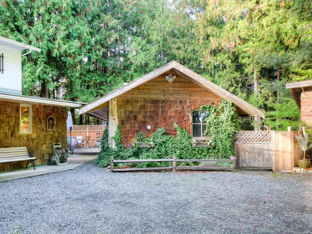 1 of 13 - 1671 Mckibbon Rd, Errington, BC