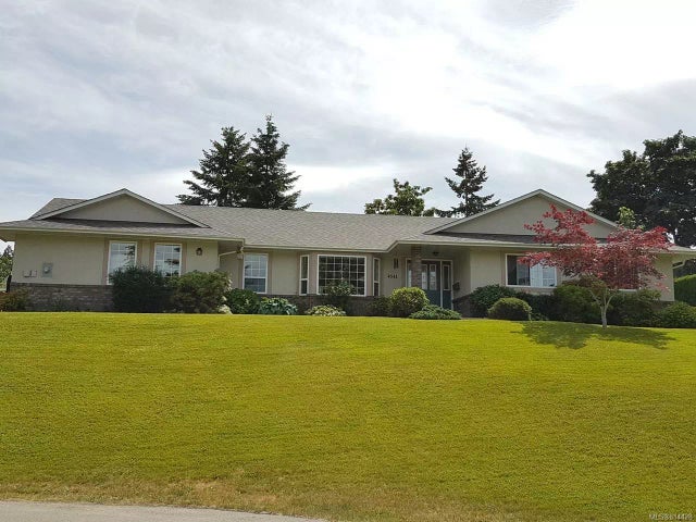 1 of 28 - 4541 Lambourn Dr, Cowichan Bay, BC