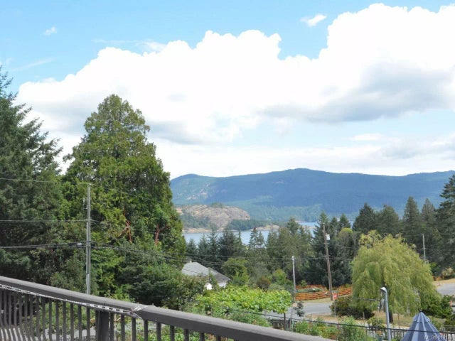 1 of 11 - 4559 Lanes Rd, Cowichan Bay, BC