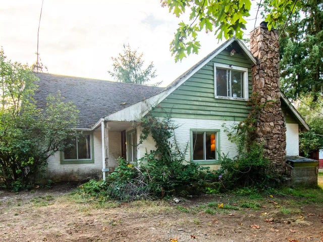 1 of 10 - 2165 Grafton Ave, Errington, BC