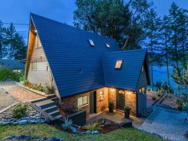 1 of 49 - 1114 Fairbanks Rd, Cowichan Bay, BC