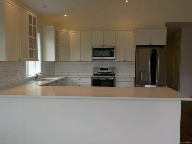 2 of 12 - 4629 Mallard Way, Cowichan Bay, BC