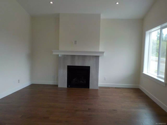 3 of 12 - 4629 Mallard Way, Cowichan Bay, BC