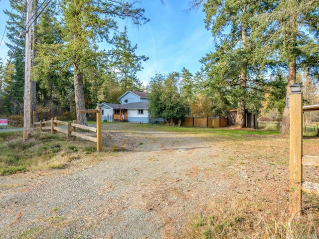 4 of 39 - 1865 Grafton Ave, Errington, BC