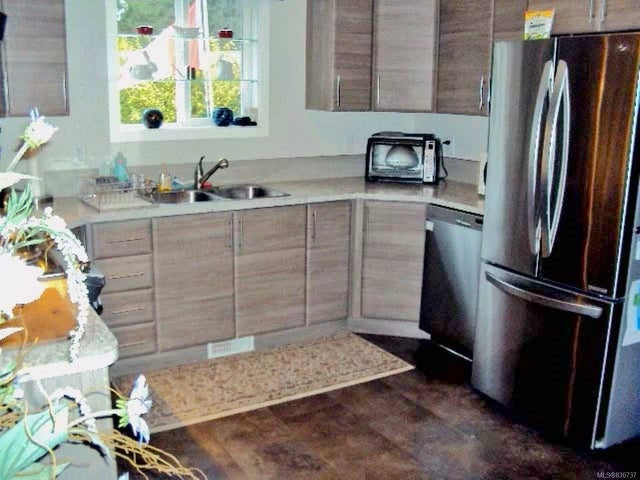 4 of 10 - 4544 Lanes Rd 4, Cowichan Bay, BC