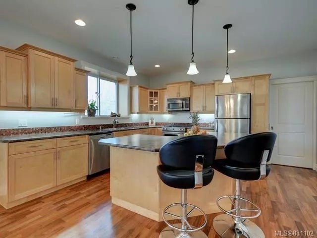 1 of 41 - 1951 Raptor Pl, Cowichan Bay, BC