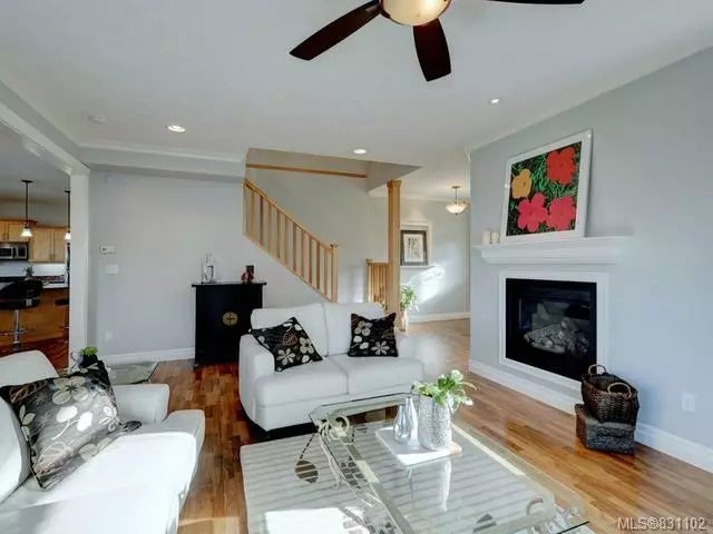 2 of 41 - 1951 Raptor Pl, Cowichan Bay, BC