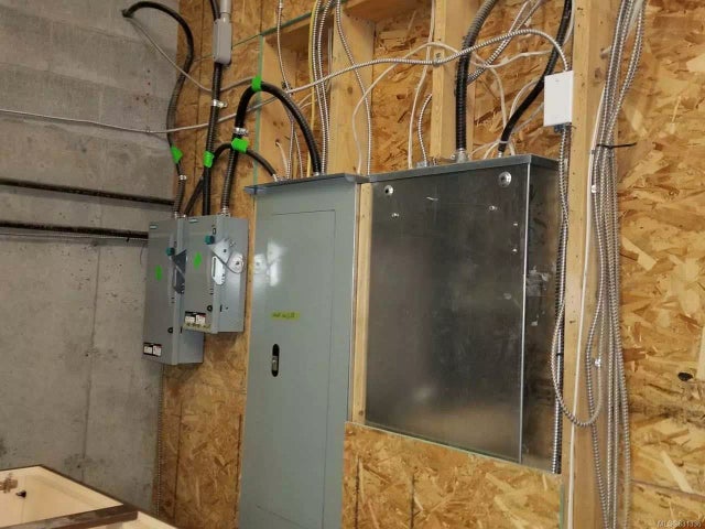 3 of 12 - 1010 Shearme Rd 1, Coombs, BC