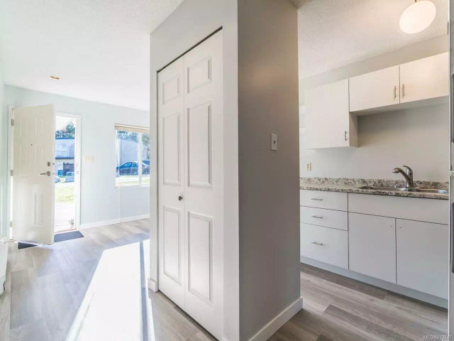 3 of 32 - 444 Bruce Ave 11, Nanaimo, BC