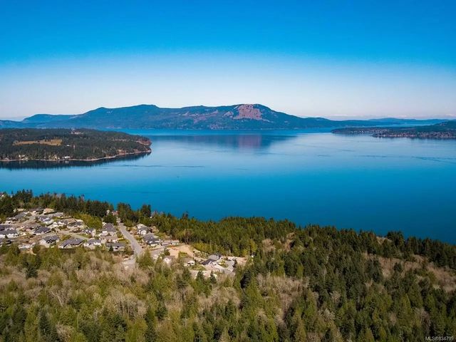2 of 31 - 1 Trans Canada Hwy, Mill Bay, BC