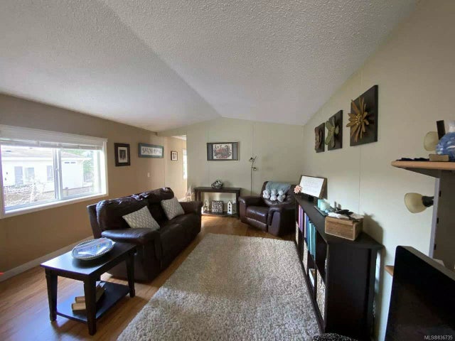 5 of 25 - 1050 Bowlby Rd 3, Errington, BC