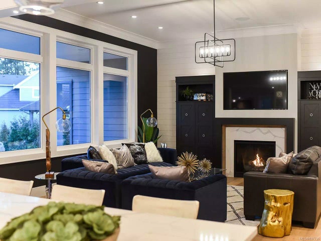 4 of 40 - 2004 Crown Isle Dr, Courtenay, BC