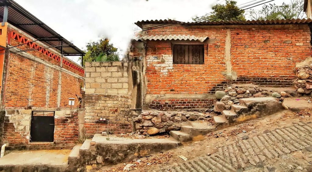 106 And. Manuel Gonzalez Bocanegra Lote Mario Pacheco, Puerto Vallarta