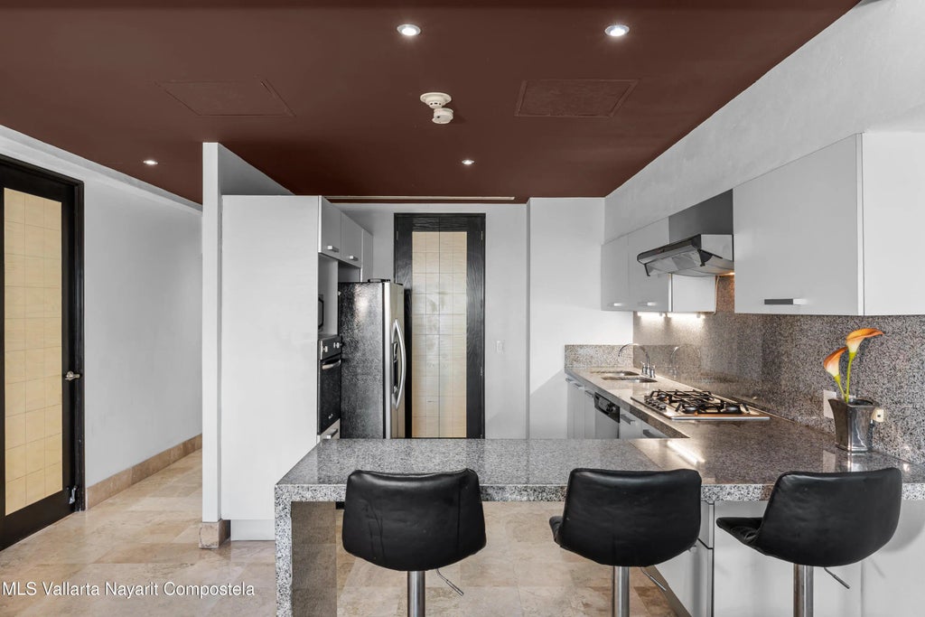 2870-23 Blv. Francisco Medina Ascencio 403 Deck 12 - 403, Puerto Vallarta