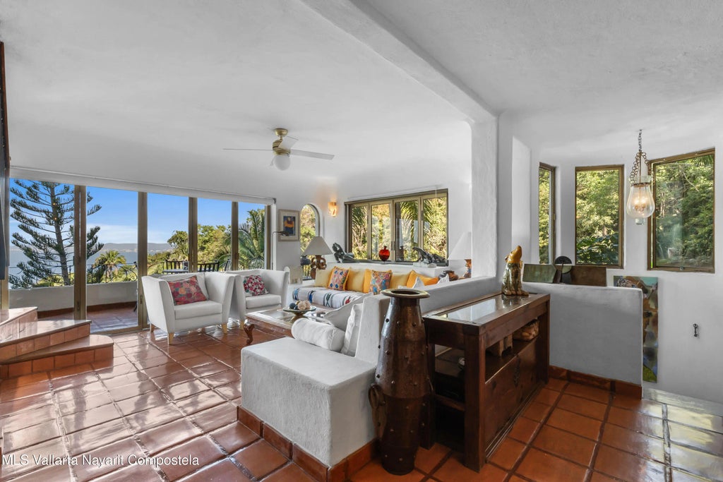 128 Paseo De Las Conchas Chinas 4d Villa Alamandas, Puerto Vallarta