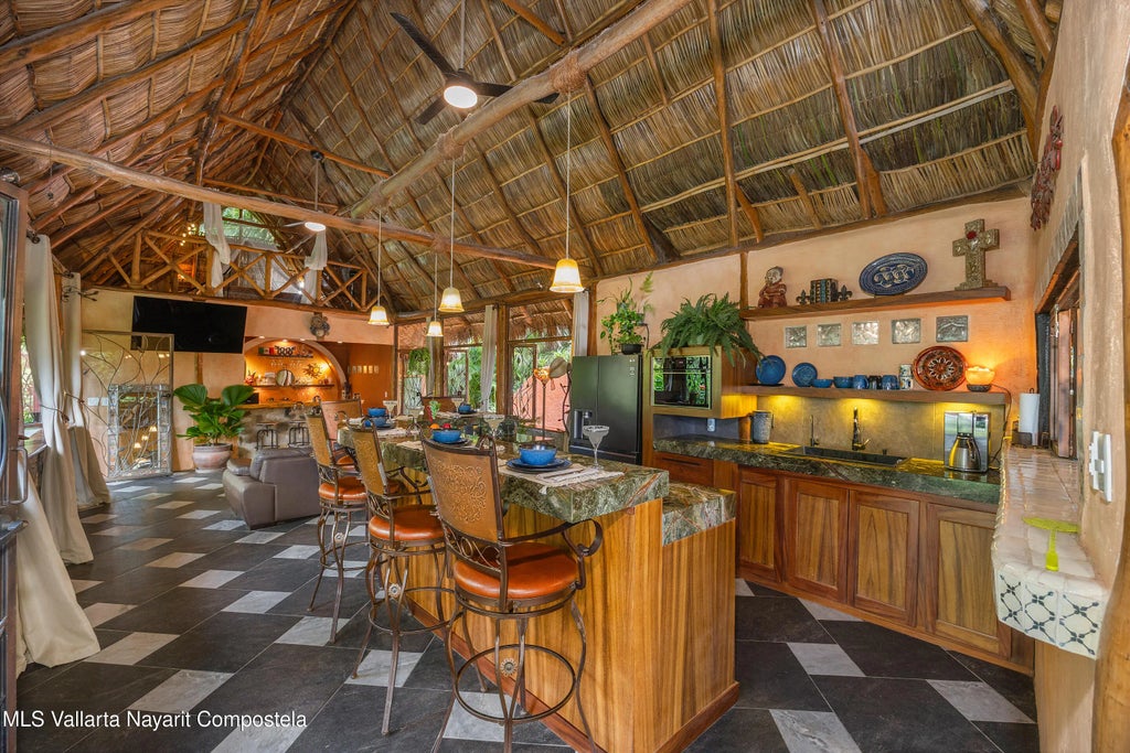 8 Calle Pericos Casa Arecas, Riviera Nayarit