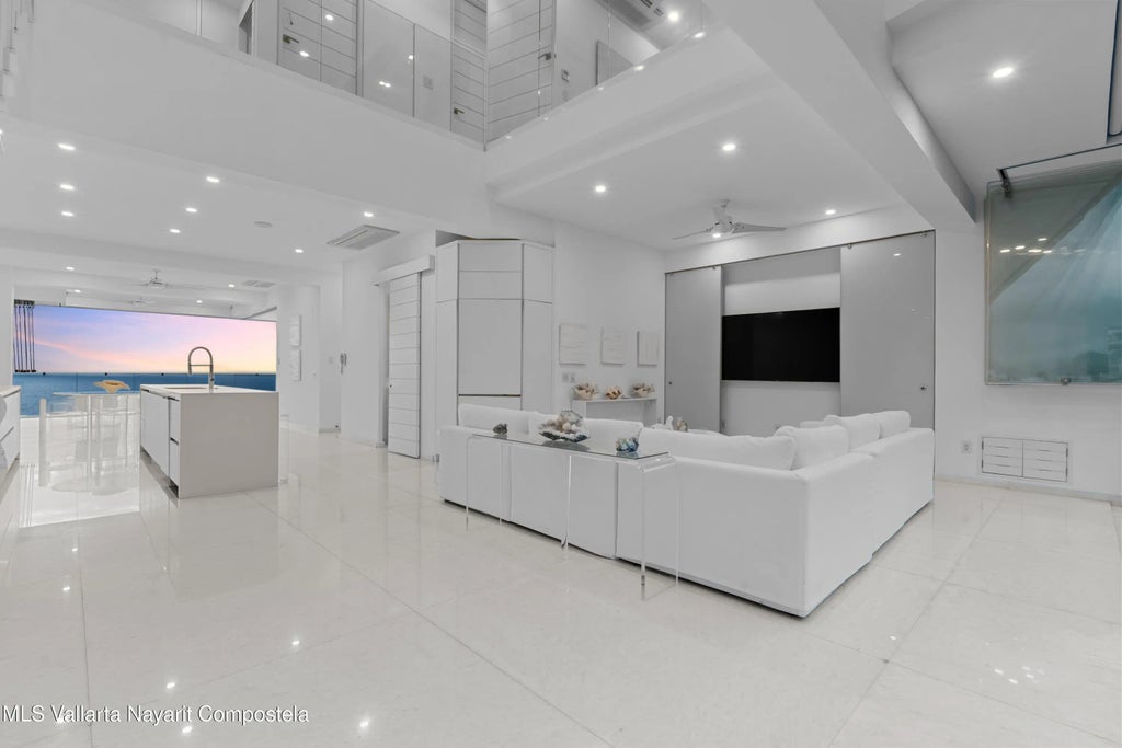 109 C. Sagitario Ph 8d Orchid, Puerto Vallarta