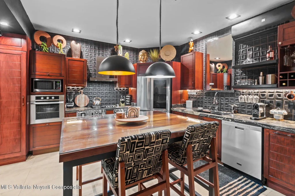 102 Ignacio L Vallarta 102 V399 102, Puerto Vallarta