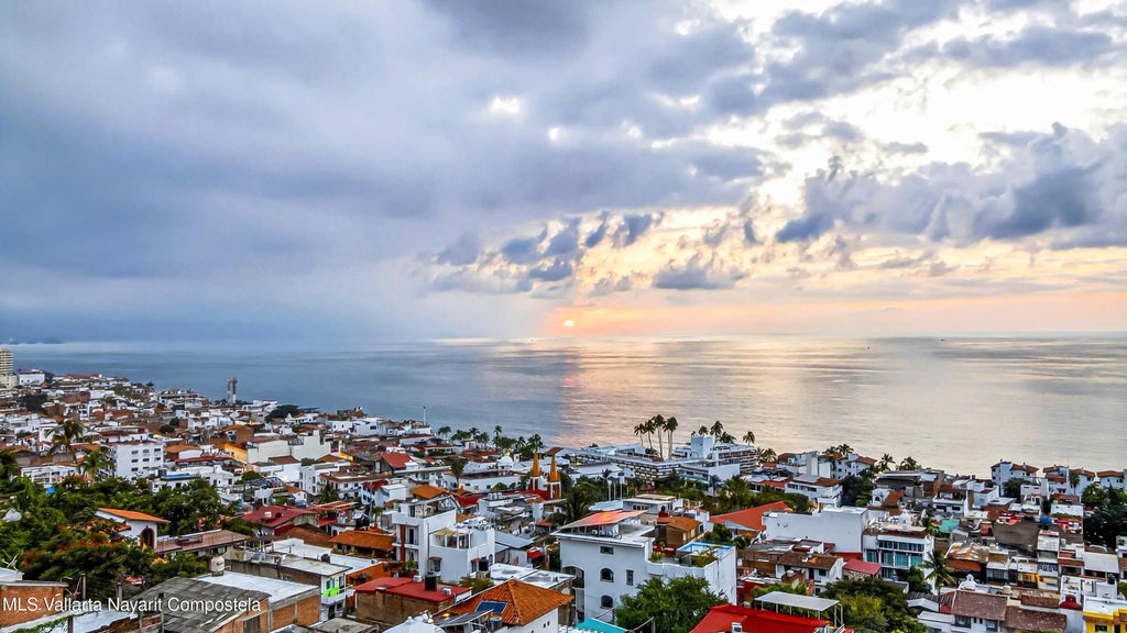 1083 Ecuador 1 Casa Azul, Puerto Vallarta