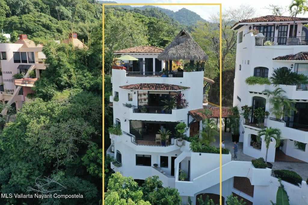 123 Paseo De La Madre Perla 6 Villa Luna, Puerto Vallarta