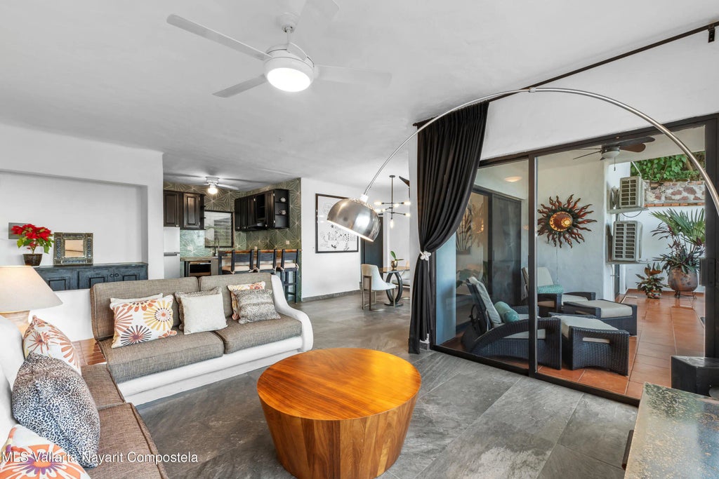 126 Calle Paseo De Los Delfines 1 Condo Caracoles, Puerto Vallarta