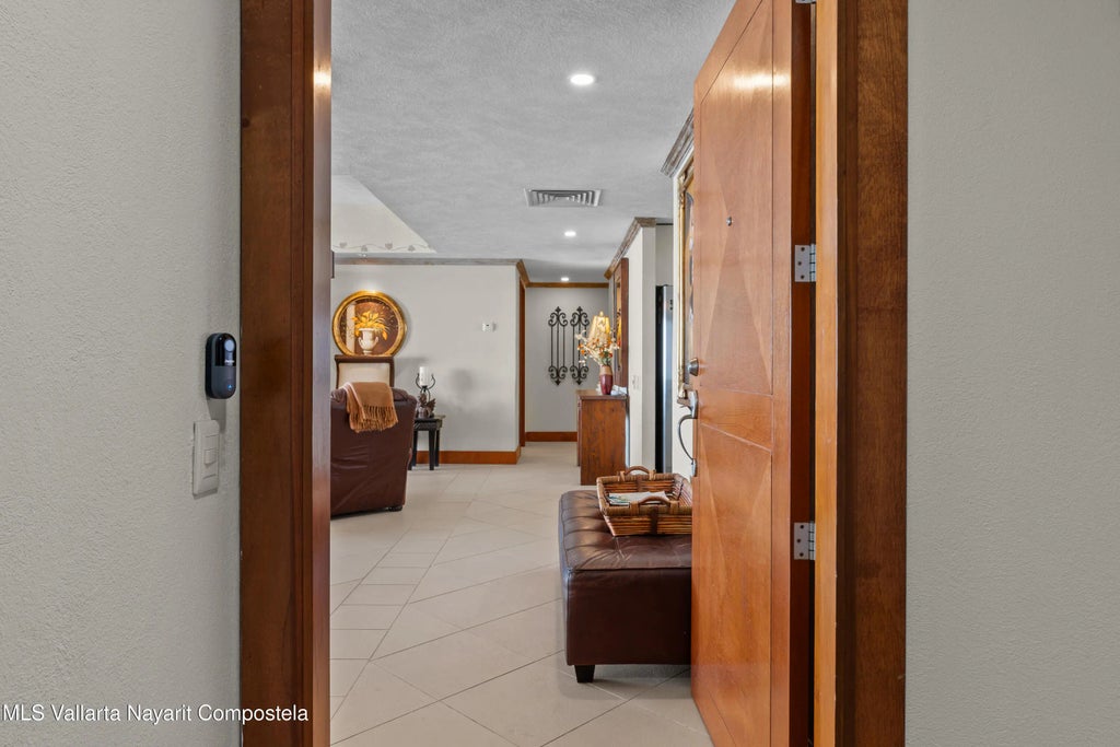 2477 Francisco Medina Ascencio 2801 Grand Venetian T2000 - 801, Puerto Vallarta