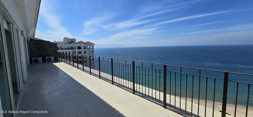 2477 Blvd Francisco Medina Ascencio Ph 200 Grand Venetian Ph 200 T3000, Puerto Vallarta