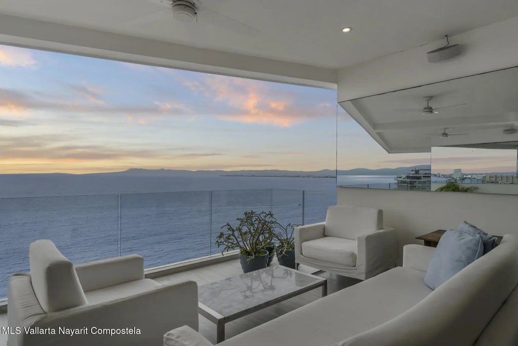 478 C Sta. Barbara 10c Indah 10c, Puerto Vallarta