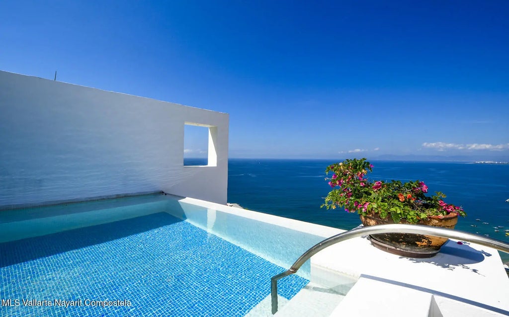 179 Prl. Pso De Las Conchas Chinas Ph 12-b Ph 12-b La Cima Iii, Puerto Vallarta