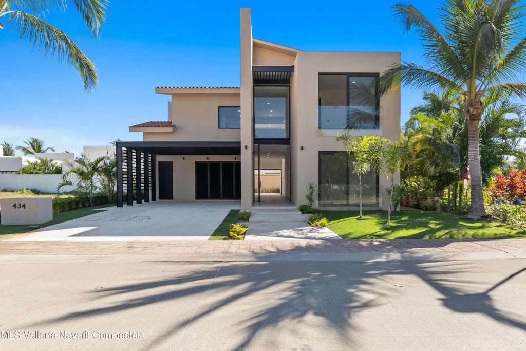 153 Sur Avenida Mexico Olivo 434, Riviera Nayarit