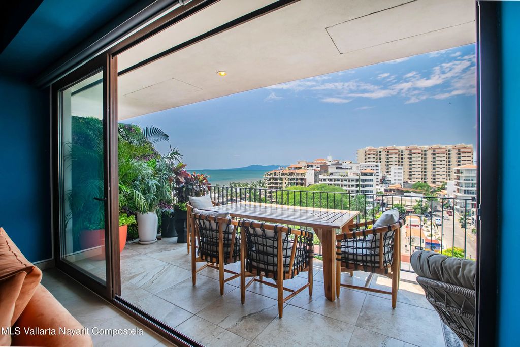200 Basilio Badillo 602 Condo Pacifica Zr, Puerto Vallarta