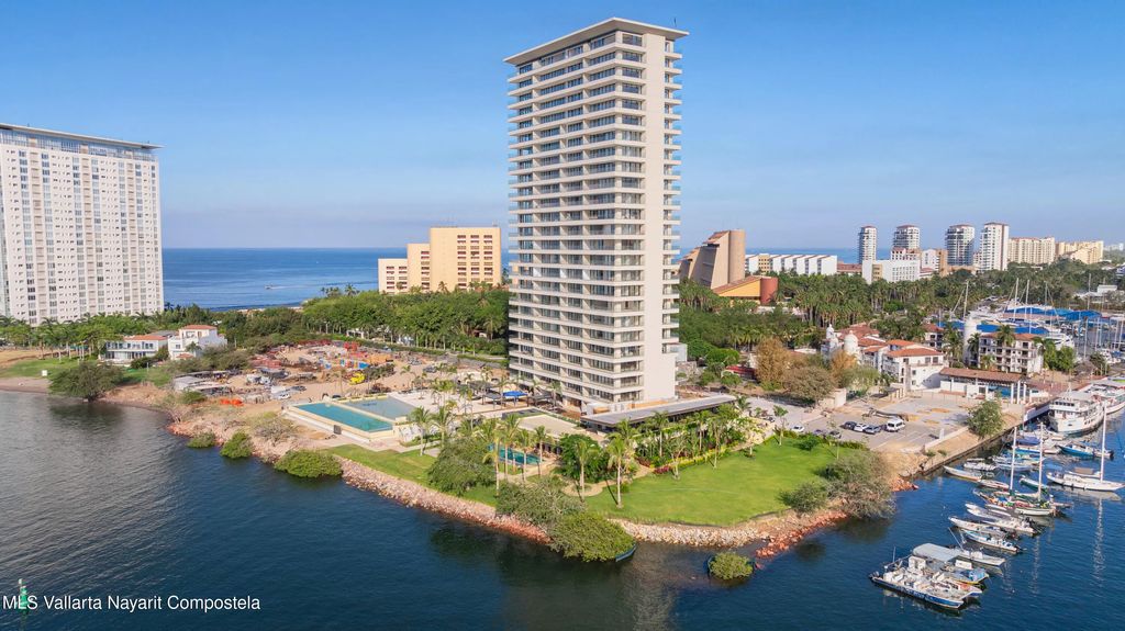 197 Paseo De La Marina Sur Av. B-01-02 Marina Towers, Puerto Vallarta